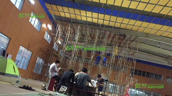 清遠學?；@球館吊頂空間吸聲體案例(圖2)