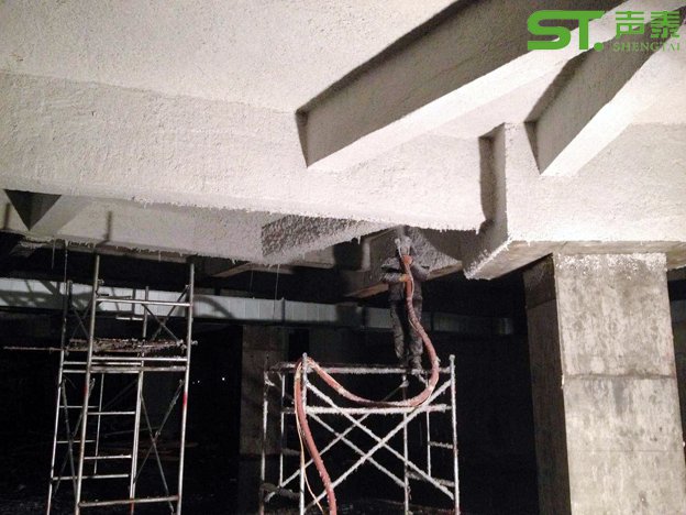 機(jī)房無(wú)機(jī)纖維保溫吸音噴涂(圖4) 機(jī)房無(wú)機(jī)纖維保溫吸音噴涂(圖4)